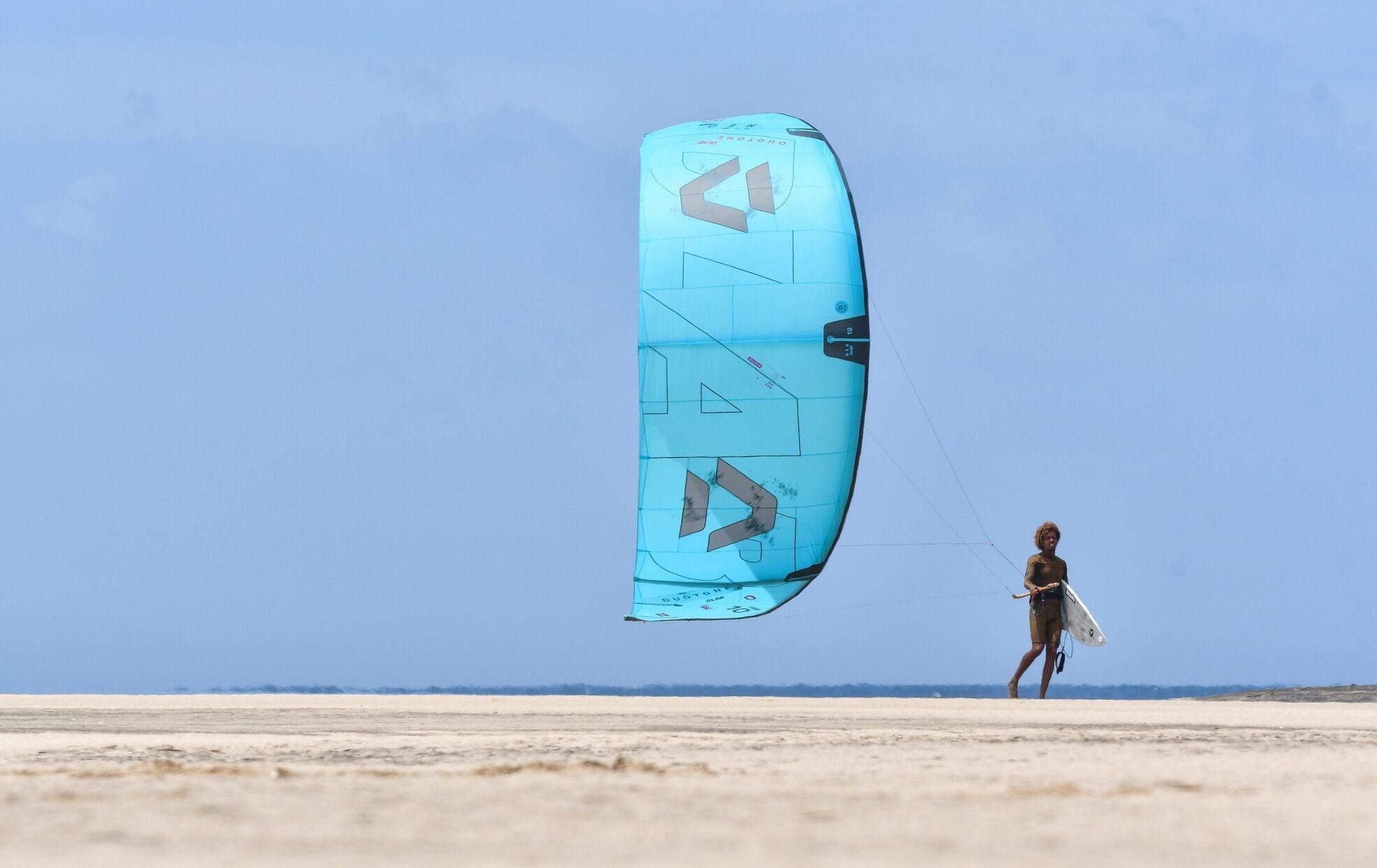 How to look After Your Wetsuit - The Kitesurf Centre