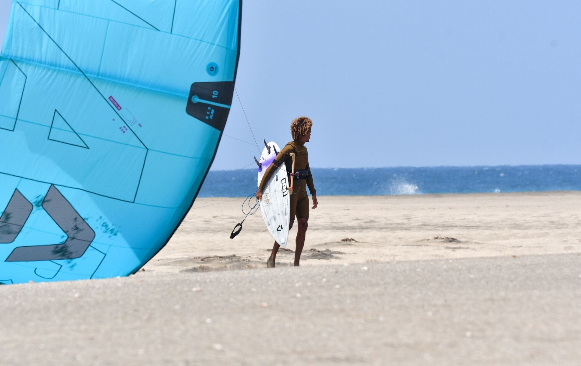 Hythe Beach and Kitesurfing Guide - The Kitesurf Centre
