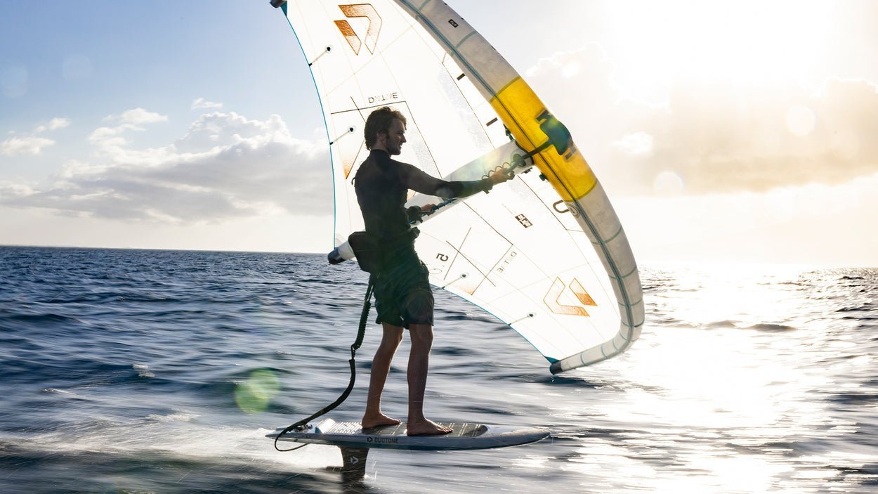 Sandgate Beach and Kitesurfing Guide - The Kitesurf Centre