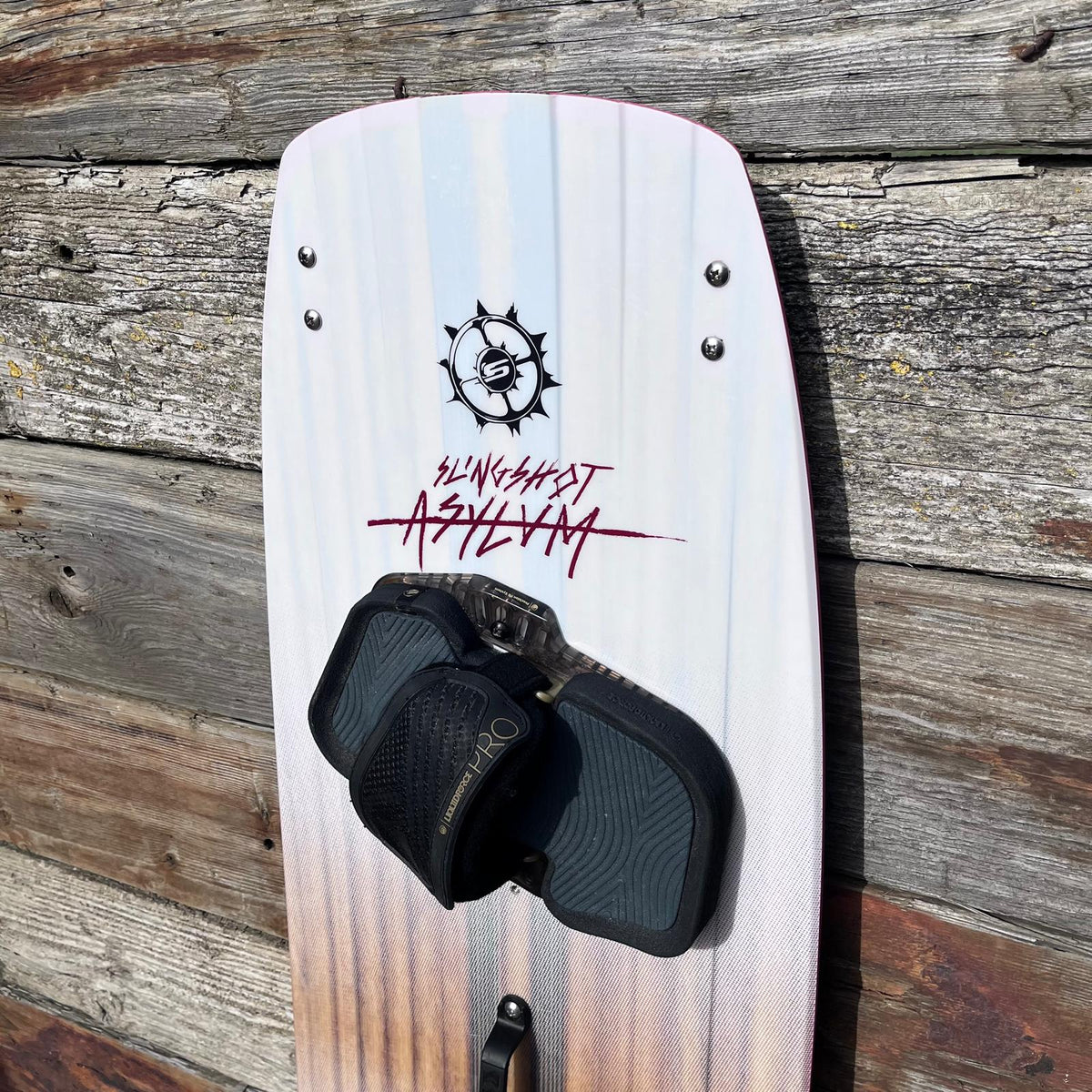 Slingshot - Slingshot Used Asylum V5 138 Kiteboard 2022 - The Kitesurf Centre