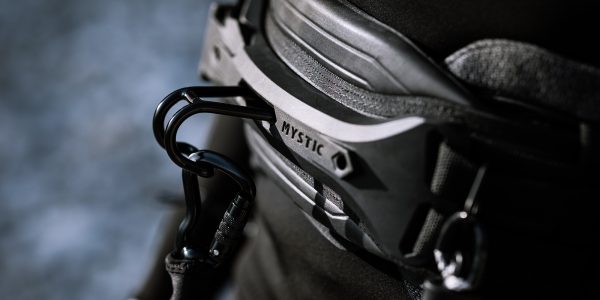 Mystic Stealth Kite Spreader Bar - Image 3