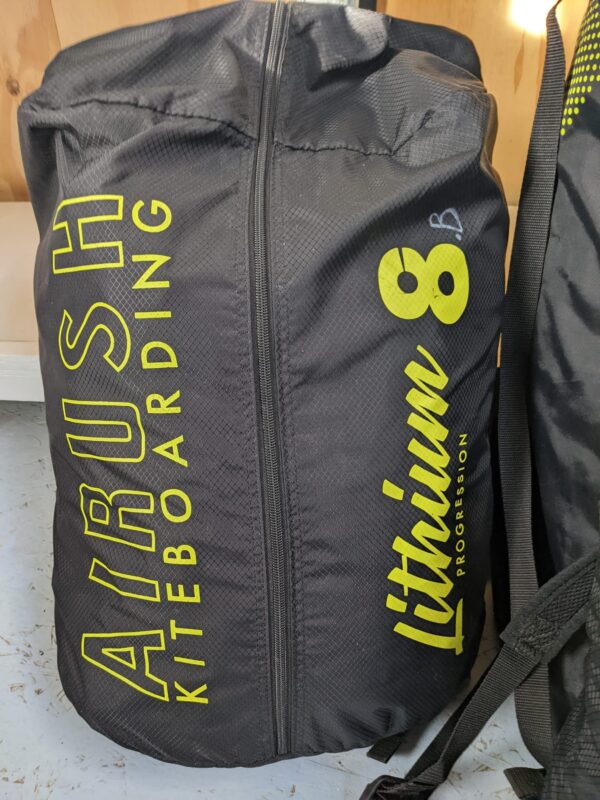 Airush Lithium Progression 6, 8 & 12m Kites with bar & lines - Image 5