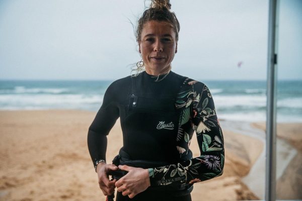 Mystic Jayde 4/3 Womens FrontZip Wetsuit 2022 - Image 8