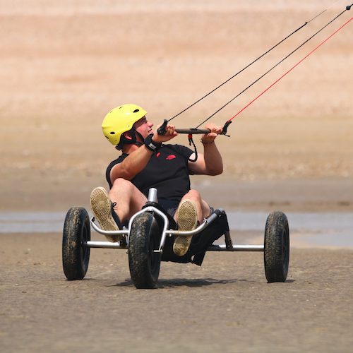 online-booking-kitebuggy-landboarding-landkiting