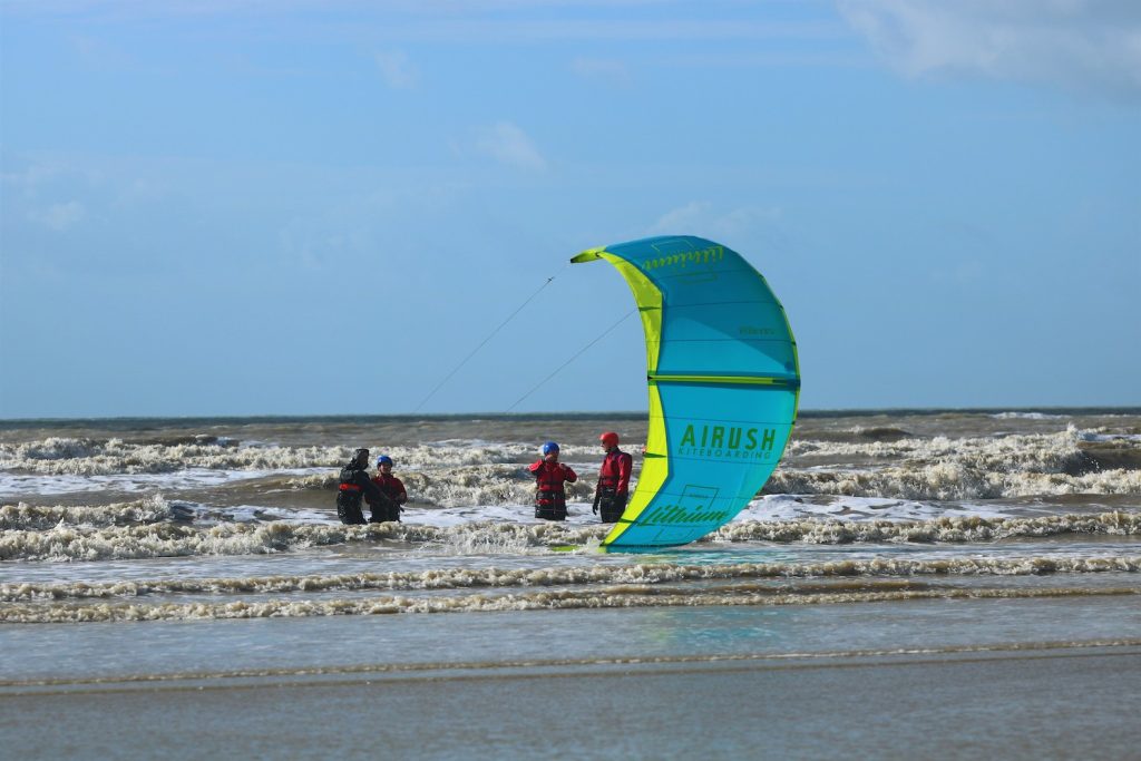 Kitesurf & SUP Instructor job