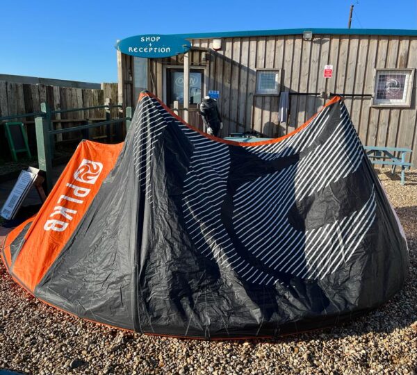 Peter Lynn Escape-11m